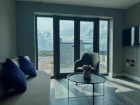 City Centre Albert Dock & Arena Apartments  호텔
