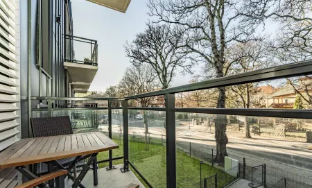 Baltic-Apartments - Apartamenty Matejki Отели рядом с достопримечательностью «Свиноуйсьценский маяк»