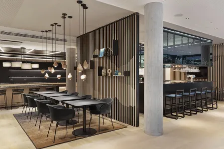 Courtyard Freiburg Отели рядом с достопримечательностью «Фрайбургская Высшая школа музыки»