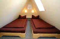 Ferienhaus Storchennest 2, Falkensee Hotels near Falkenhöh Berlin Mauerweg