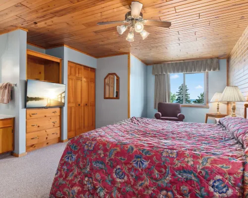 The Lodges at Breezy Point Hotels in Breezy Point