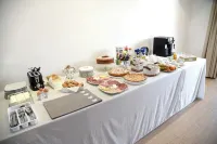 Suite la PerlaNera- TorreCanne - 朝食