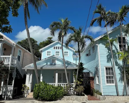 Douglas House Hotels in Key West