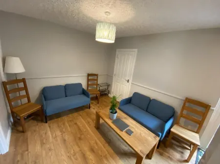 Connswater Town House Belfast Отели рядом с достопримечательностью «Кафедральный собор Сейнт Питер»