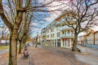 Mare Promenada, Sun & Snow