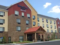 TownePlace Suites Bowling Green فنادق في Warren County