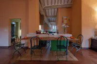 卡斯特爾因維拉林間別墅 Certosa di Pontignano附近的飯店