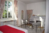 Elegance Perigourdine and SPA Hotel a Monpazier