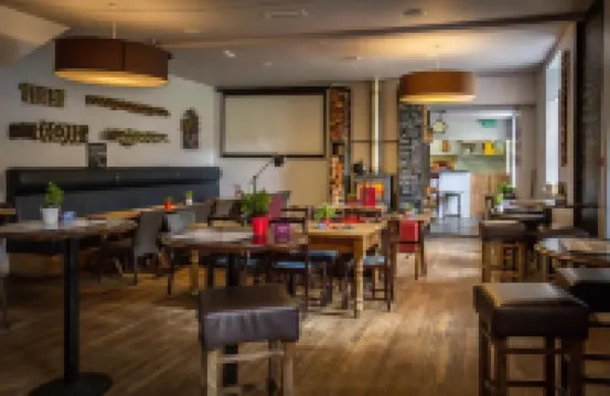 Woolpack Inn Hoteles en 