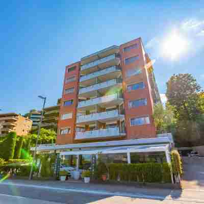 Coloratura Frontlake Lugano with Terrace - Happy Rentals Hotel Exterior