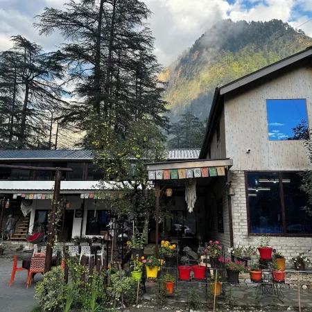 The Royal Orchard Kasol