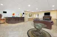 Super 8 by Wyndham Cambridge/Kitchener/Waterloo Area Hotels in Cambridge