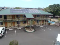 Harbour Lodge Motel - parkir
