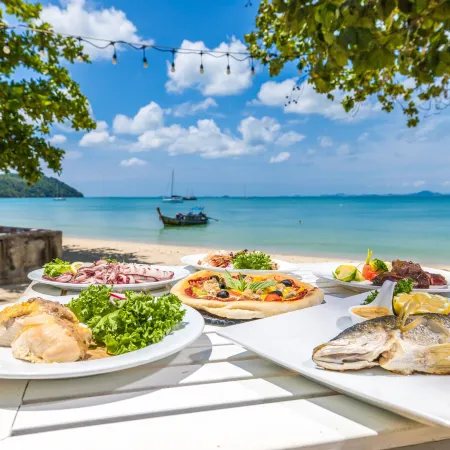 BJ Beachfront Hotel