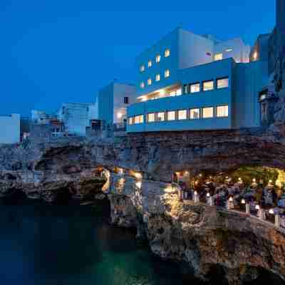 Hotel Grotta Palazzese Hotel Exterior