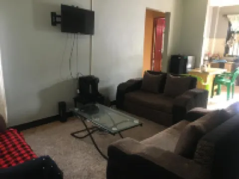 弗洛拉家庭寄宿