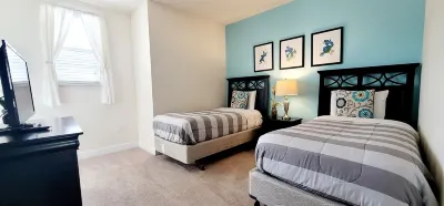 Cozy 3-bedroom townhome in welcoming Clermont with AC, WiFi