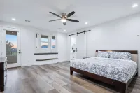 6 BDR Modern Home w/River & Beach Access!