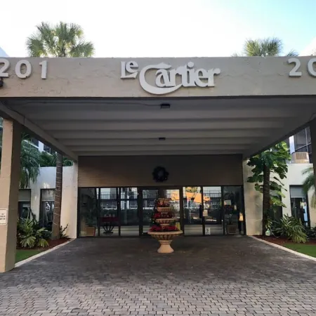 Le Cartier  Apartment