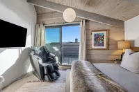 Oceanfront Retreat Pajaro Dunes Beach, crashing wave views, private beach