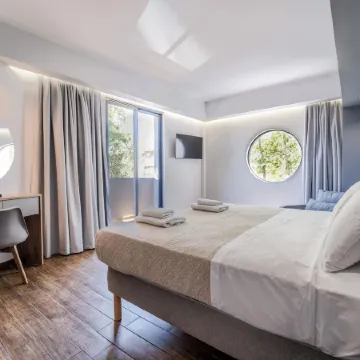 Island City Hotel