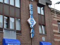 Sky Apart Hotel - Hotel Eurocap โรงแรมใกล้สถานีเจตต์