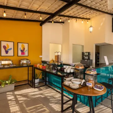 Olive Indiranagar - by Embassy Group Отели рядом с достопримечательностью «Бизнес-комплекс RMZ Infinity»