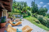 Sospirata Farmhouse in Pescia