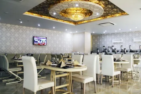Hotel Diamonds Pearl Отели в г. Dondaparti