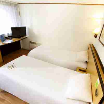 Hotel Campanile Grenoble Nord - Moirans Rooms