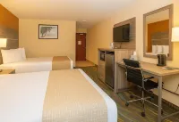 Travelodge by Wyndham Muskegon Hotels in Muskegon
