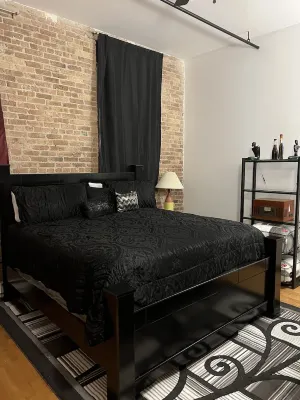 Riverbend Retreat Dwntn Racine Hotels near Walgreens