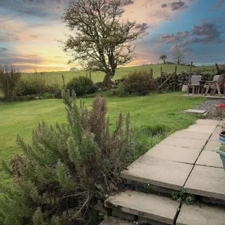 Beautiful 4 bedroom 19th Century Farmhouse