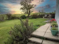 Beautiful 4 bedroom 19th Century Farmhouse Hotels in Mold