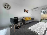 Coastal Sanctuary - Brand New Modern Townhouse Hotel a New Brighton