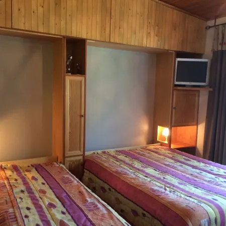 SUPER LIORAN INDIVIDUAL CHALET COMFORTABLE 8 BEDS