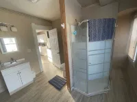 (F2) 2bdrm Syracuse University living, near Destiny.