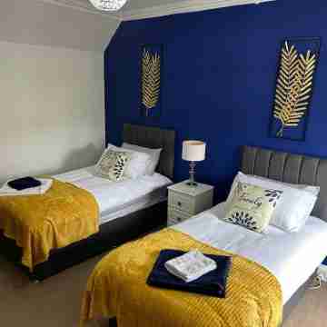 A Cosy Moffat Escape - 2 Bedrooms, 5 Minutes from Bustling Town Centre Rooms