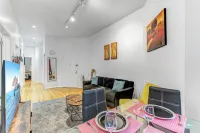 Hell's Kitchen Cozy 2BR Retreat