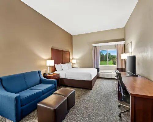 Comfort Inn and Suites - Tuscumbia/Muscle Shoals Hotels in Colbert County