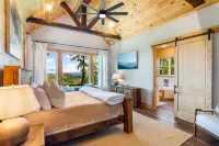 Stunning Views and Luxurious Outdoor Kitchen - Amazing Mountain Retreat