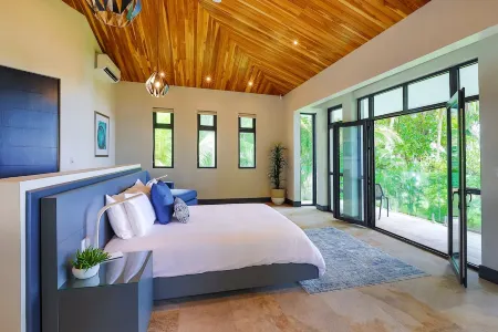 Beachfront Modern Luxe Villa Steps from the Sand!