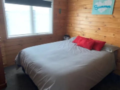 Rowlys Resort<br>Back Bach suitable for family of 4 or 2 couples