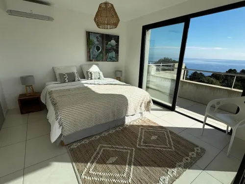 MAGNIFICENT 330 M2 VILLA - HEATED POOL - SEA AND MOUNTAIN VIEWS - piscine
