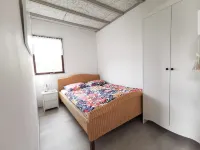 Small, detached vacation home in a small, family-friendly park
