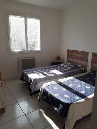 The Blue house Отели в г. Сижан