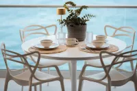 Luxury apartment with spectacular view over the sea, Handelskade, historic city