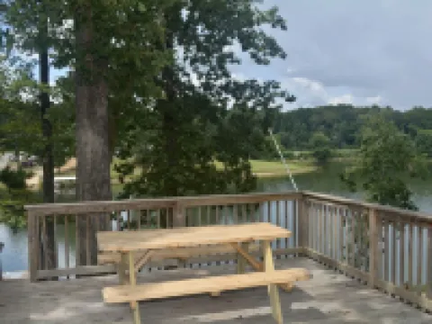 Smith Lake Vacation Rental Hotels in Walker County