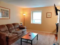 Beautiful apt Downtown perfect for long term stays