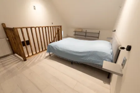 Burgundian loft at the foot of the Seine springs